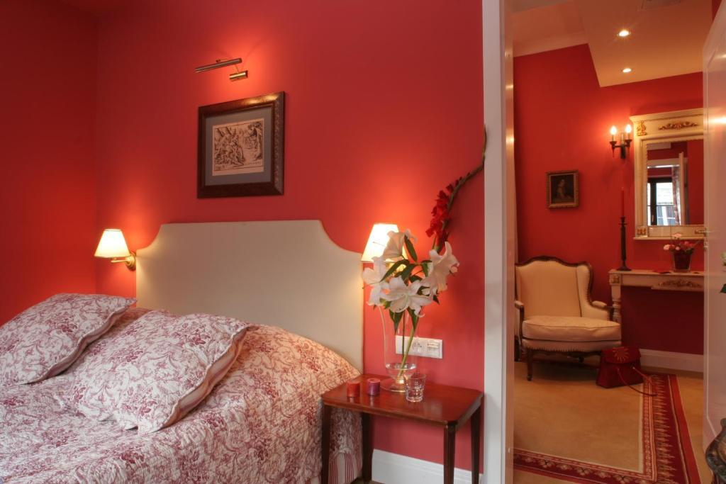 Hotel Grodek Kraków Rum bild A room at the hotel